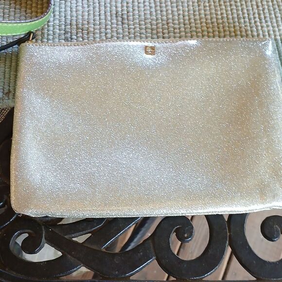 Kate Spade - Picture 1 of 4